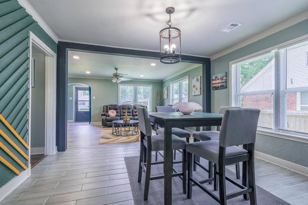 Mika Springs Beach Inspired Home! Memphis Extérieur photo