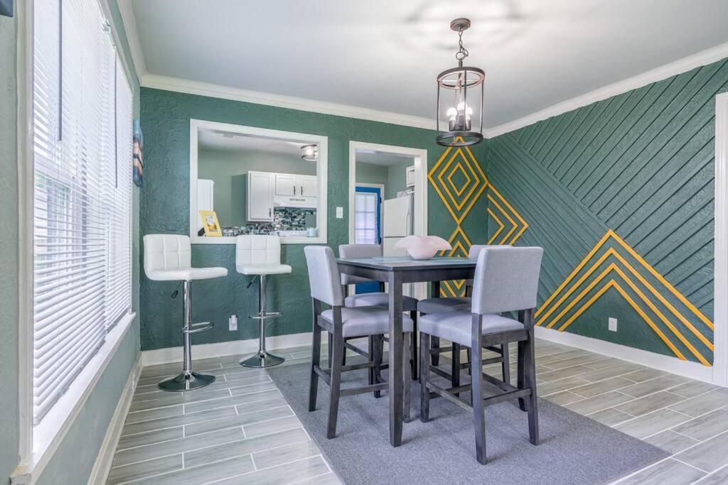 Mika Springs Beach Inspired Home! Memphis Extérieur photo