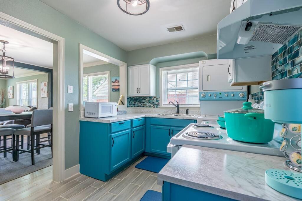 Mika Springs Beach Inspired Home! Memphis Extérieur photo